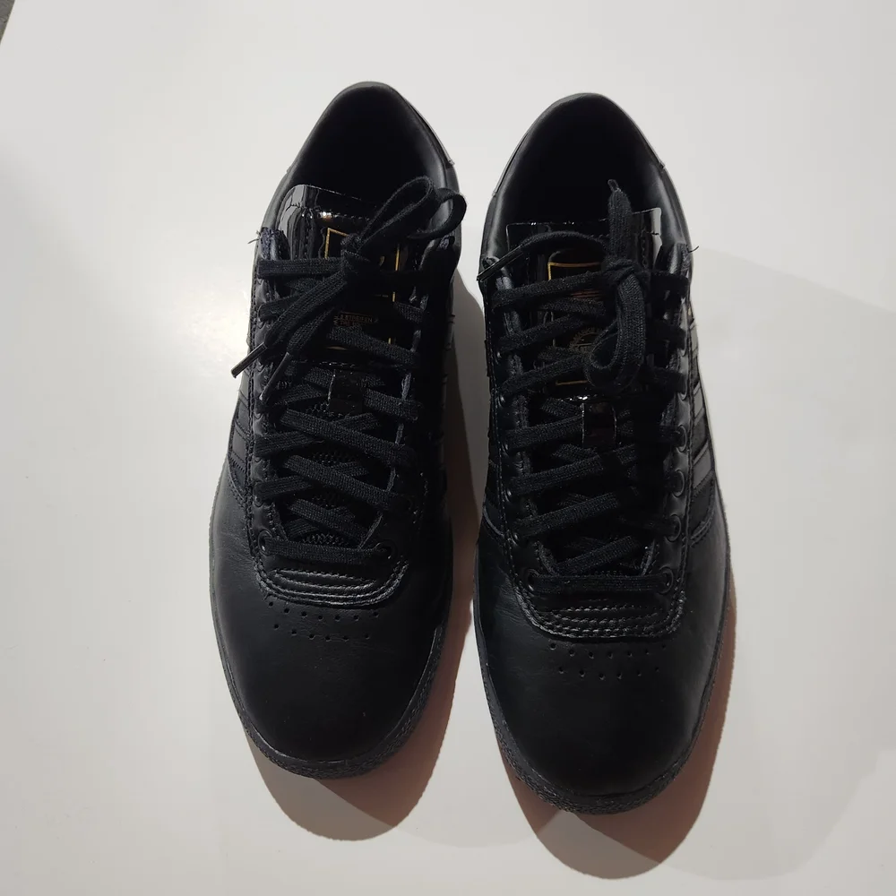 Adidas Puig Indoor Men's Size 8.5 - Picture 2 of 7